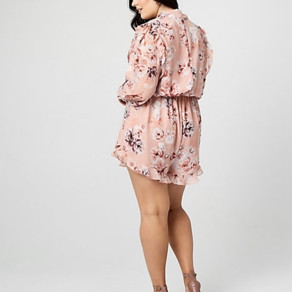 NWT Floral Chiffon Romper - Picture 2 of 2
